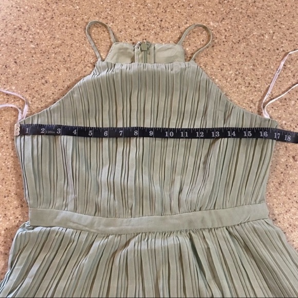 NWOT Lulus Came For Cocktails Sage Green Pleated Tiered Lace Maxi Dress - Picture 11 of 17